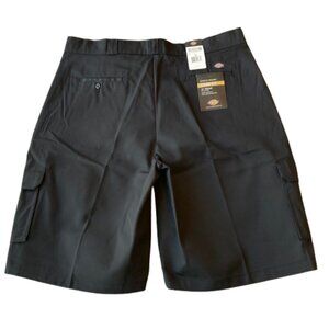 Dickies Loose Fit Cargo Work Shorts Men’s 44 Black 13" Inseam NWT NEW